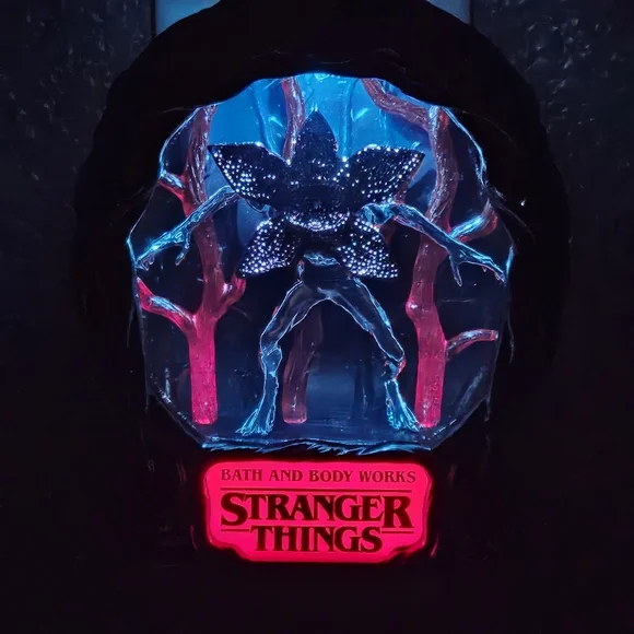 Bath and Body Works Stranger Things Limited Edition Demigorgon Wallflower - Picture 3 of 4